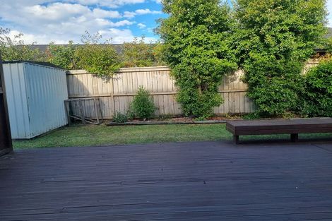 Photo of property in 7 Harrowglen Drive, Northcross, Auckland, 0632