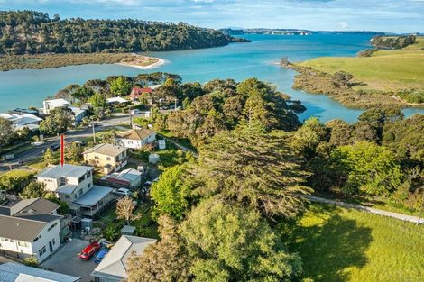 Photo of property in 16 Okura River Road, Okura, Albany, 0792