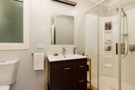 Photo of property in 16 Angle Street, Picton, 7220