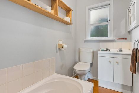 Photo of property in 27 Clunie Avenue, Raumati South, Paraparaumu, 5032