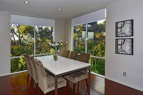 Photo of property in 116 Kittiwake Drive, Schnapper Rock, Auckland, 0632