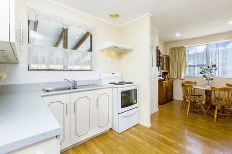 Photo of property in 50f2- Kowhai Avenue, Ebdentown, Upper Hutt, 5018