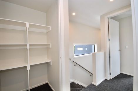 Photo of property in 41a Camelot Place, Glenfield, Auckland, 0629