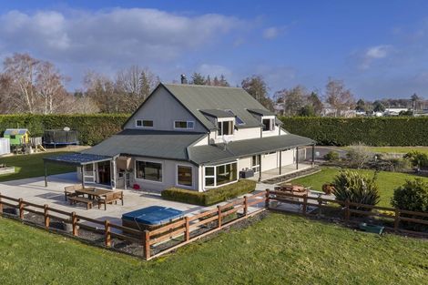 Photo of property in 22 Highgate, Milton, 9220