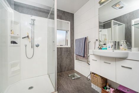 Photo of property in 16 Leeward Drive, Whitianga, 3510