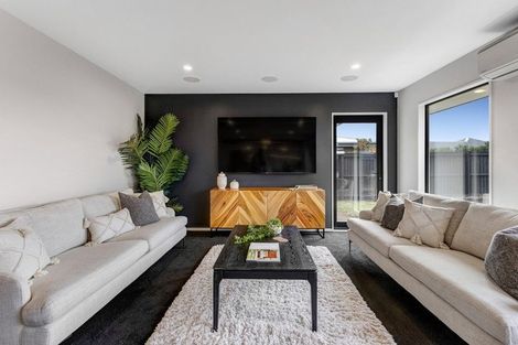 Photo of property in 38 Andesite Drive, Rolleston, 7614