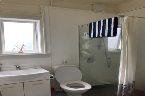 Photo of property in Hamilton Flats, 9u4 Hawker Street, Mount Victoria, Wellington, 6011
