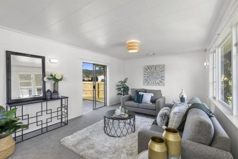 Photo of property in 22 Richard Grove, Stokes Valley, Lower Hutt, 5019