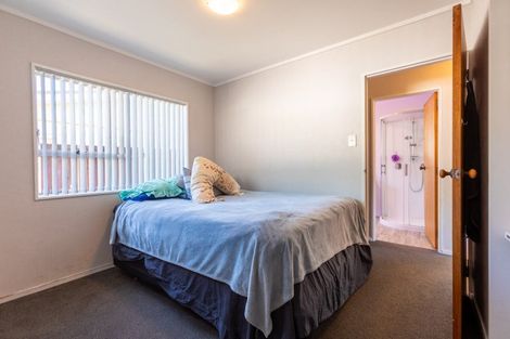 Photo of property in 57 Mclean Street, Woodville, 4920