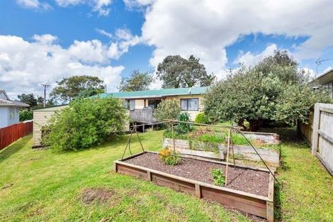 Photo of property in 6 Don Buck Road, Massey, Auckland, 0614