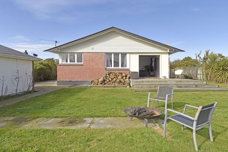 Photo of property in 336 Waterloo Road, Islington, Christchurch, 8042