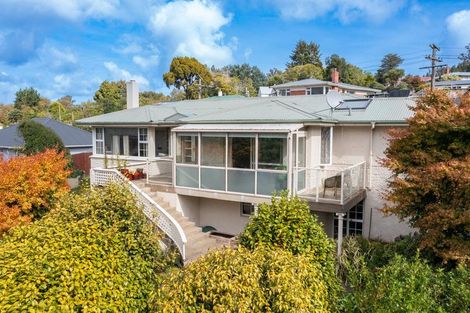 Photo of property in 1 Colquhoun Street, Glenross, Dunedin, 9011