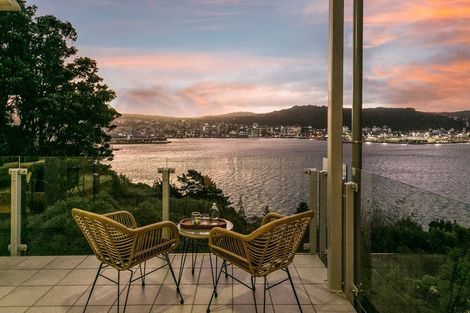 Photo of property in 22u5 The Crescent, Roseneath, Wellington, 6011