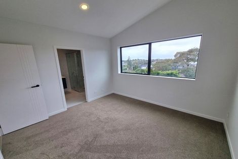 Photo of property in 2 Matau Way, Hauraki, 0622
