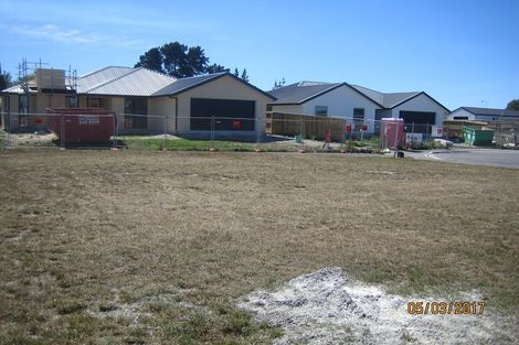 Photo of property in 137 Styx Mill Road, Casebrook, Christchurch, 8051