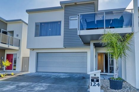 Photo of property in 124b Te Awa Avenue, Te Awa, Napier, 4110
