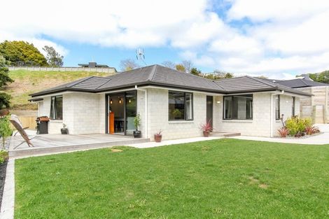 Photo of property in 18 Rotokare Crescent, Whalers Gate, New Plymouth, 4310