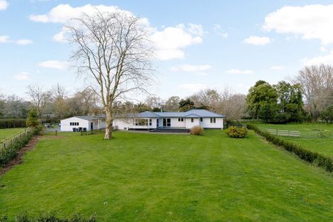 Photo of property in 1/193 Racecourse Road, Cambridge, 3493