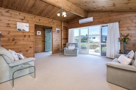 Photo of property in 19 Lynton Road, Bucklands Beach, Auckland, 2012