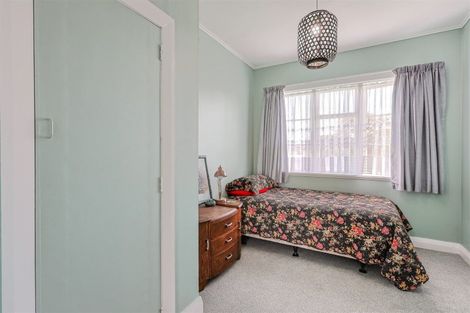 Photo of property in 25 Cobden Street, Westport, 7825