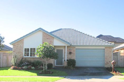 Photo of property in 8 Espalier Drive, Henderson, Auckland, 0612