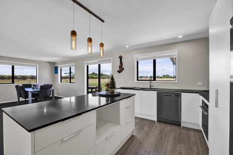Photo of property in 34 County Drive, Hawera, 4610