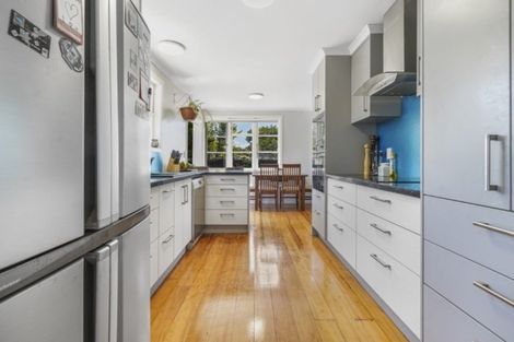 Photo of property in 14 Watts Crescent, Hamilton East, Hamilton, 3216