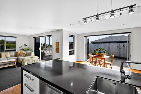 Photo of property in 7 Reremoana Close, Hawera, 4610