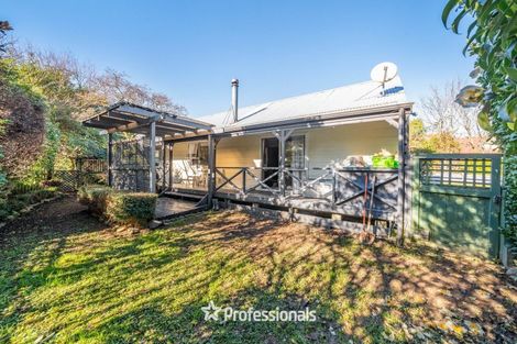 Photo of property in 60 Larchmont Grove, Totara Park, Upper Hutt, 5018