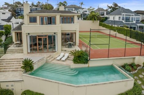 Photo of property in 207 Beach Road, Campbells Bay, Auckland, 0630