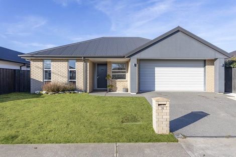 Photo of property in 36 Aroha Street, Pegasus, 7612