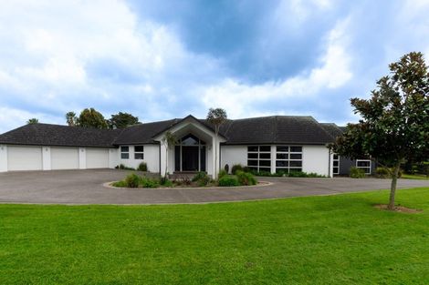 Photo of property in 16 Burberry Road, Karaka, Drury, 2578