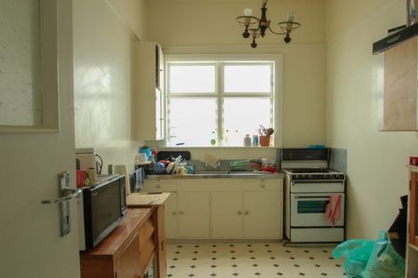 Photo of property in 23 Nairn Street, Mount Cook, Wellington, 6011