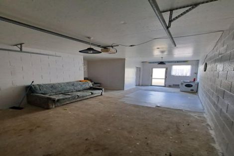 Photo of property in 1/183 Seaview Road, Westown, New Plymouth, 4310