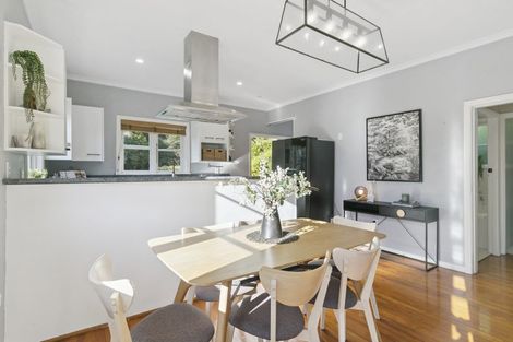 Photo of property in 14 Cecil Road, Tawa, Wellington, 5028