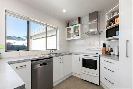 Photo of property in 304 Otumoetai Road, Otumoetai, Tauranga, 3110