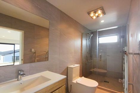 Photo of property in 1/2 Maxwelton Drive, Mairangi Bay, Auckland, 0630