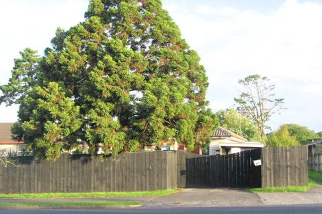Photo of property in 386 West Coast Road, Glen Eden, Auckland, 0602