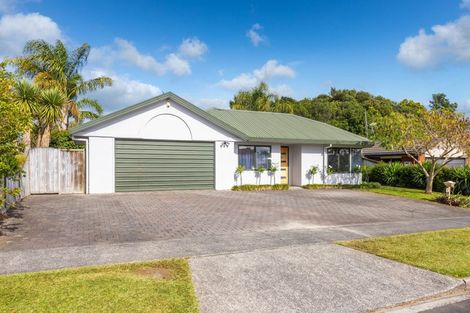 Photo of property in 33 Ayrshire Drive, Grandview Heights, Hamilton, 3200