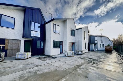 Photo of property in 3/133 Blighs Road, Strowan, Christchurch, 8052