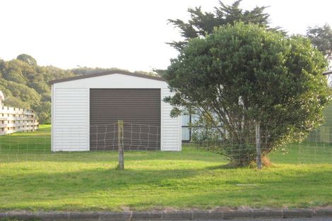 Photo of property in 131 Patuwai Drive, Whangamata, 3620