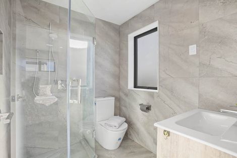 Photo of property in 14b Galsworthy Place, Bucklands Beach, Auckland, 2014