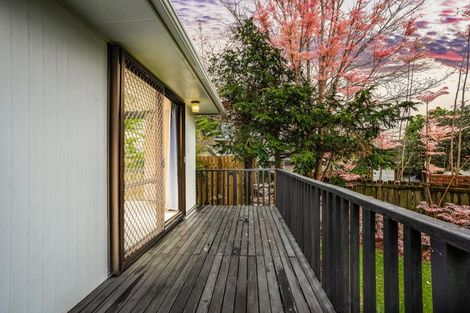 Photo of property in 2/5 Compass Place, Te Atatu Peninsula, Auckland, 0610