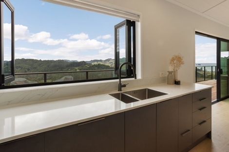 Photo of property in 1a Tarapatiki Drive, Whitianga, 3510