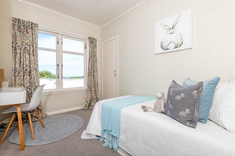 Photo of property in 9 Birch Street, Johnsonville, Wellington, 6037