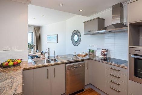 Photo of property in 4-u16 Seaview Road, Paraparaumu Beach, Paraparaumu, 5032