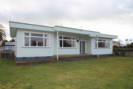 Photo of property in 47 Broadway, Stratford, 4332