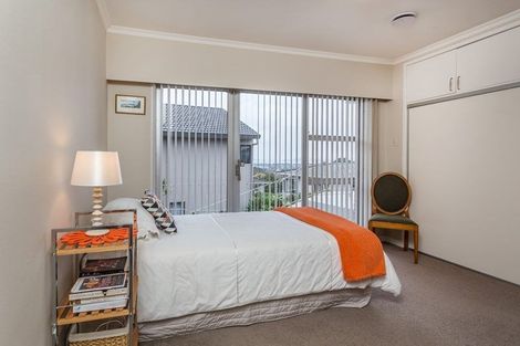 Photo of property in 2 Colwill Road, Massey, Auckland, 0614