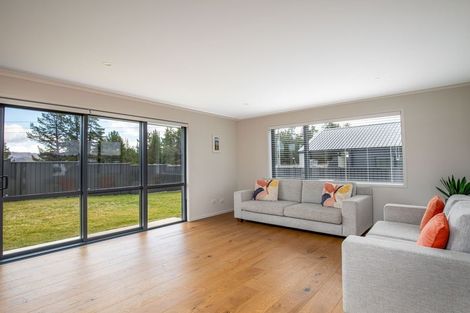 Photo of property in 10 Sequoia Close, Alexandra, 9320