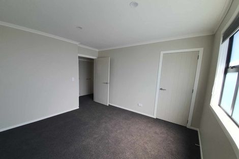 Photo of property in 6a Te Whiti Grove, Waterloo, Lower Hutt, 5011